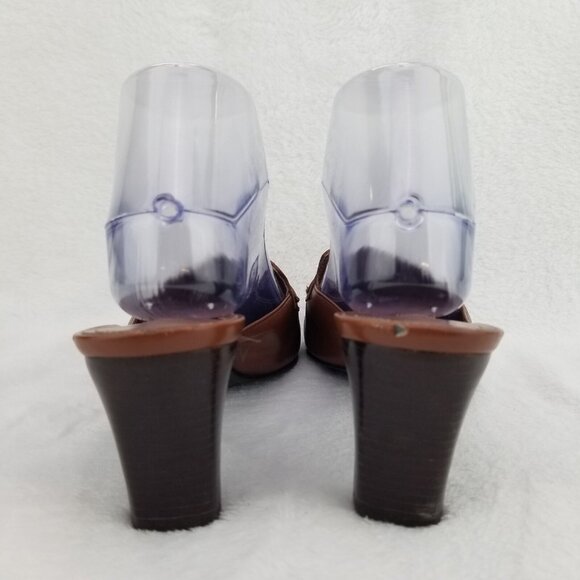 ✅Michelle D Brown Leather 3" Heeled Mules Womens 7.5M Slides D-Ring Strap Accent - Picture 8 of 13